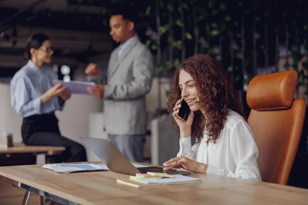 Your Guide to Business Phone Systems in the Cloud (Now with AI Analytics)